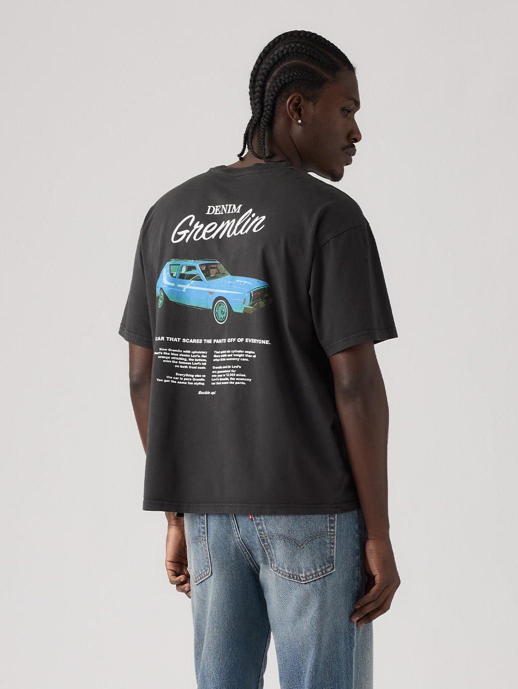 グラフィックボックスTシャツ