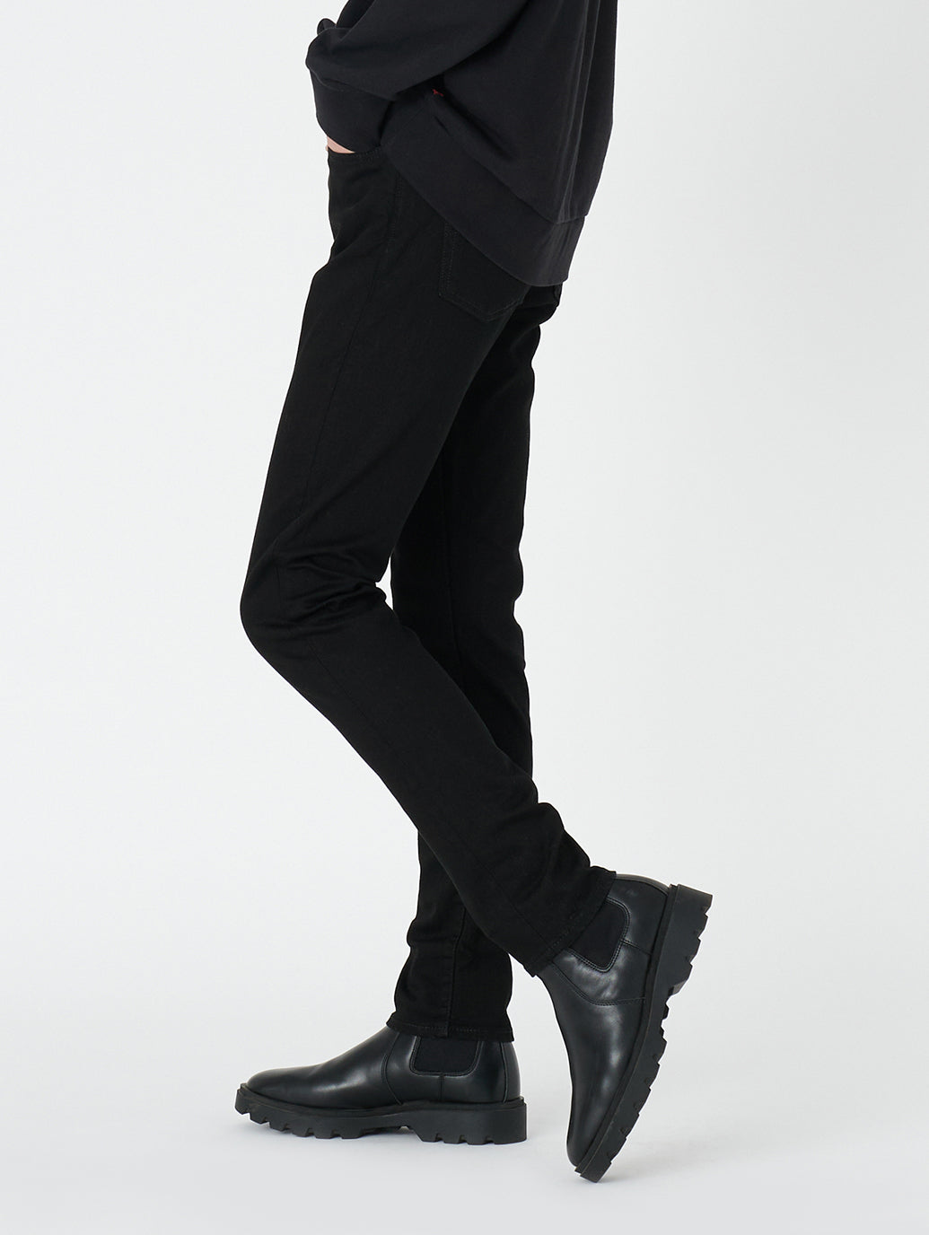 510™ スキニーフィット ブラック NIGHTSHINE