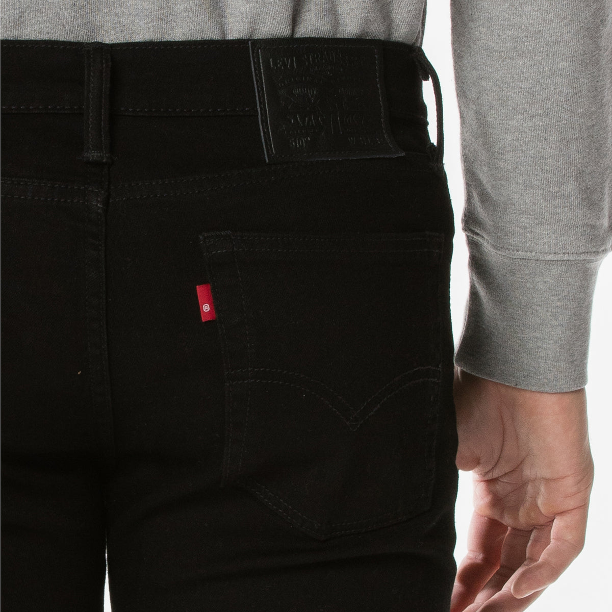 510™ スキニーフィット ブラック NIGHTSHINE