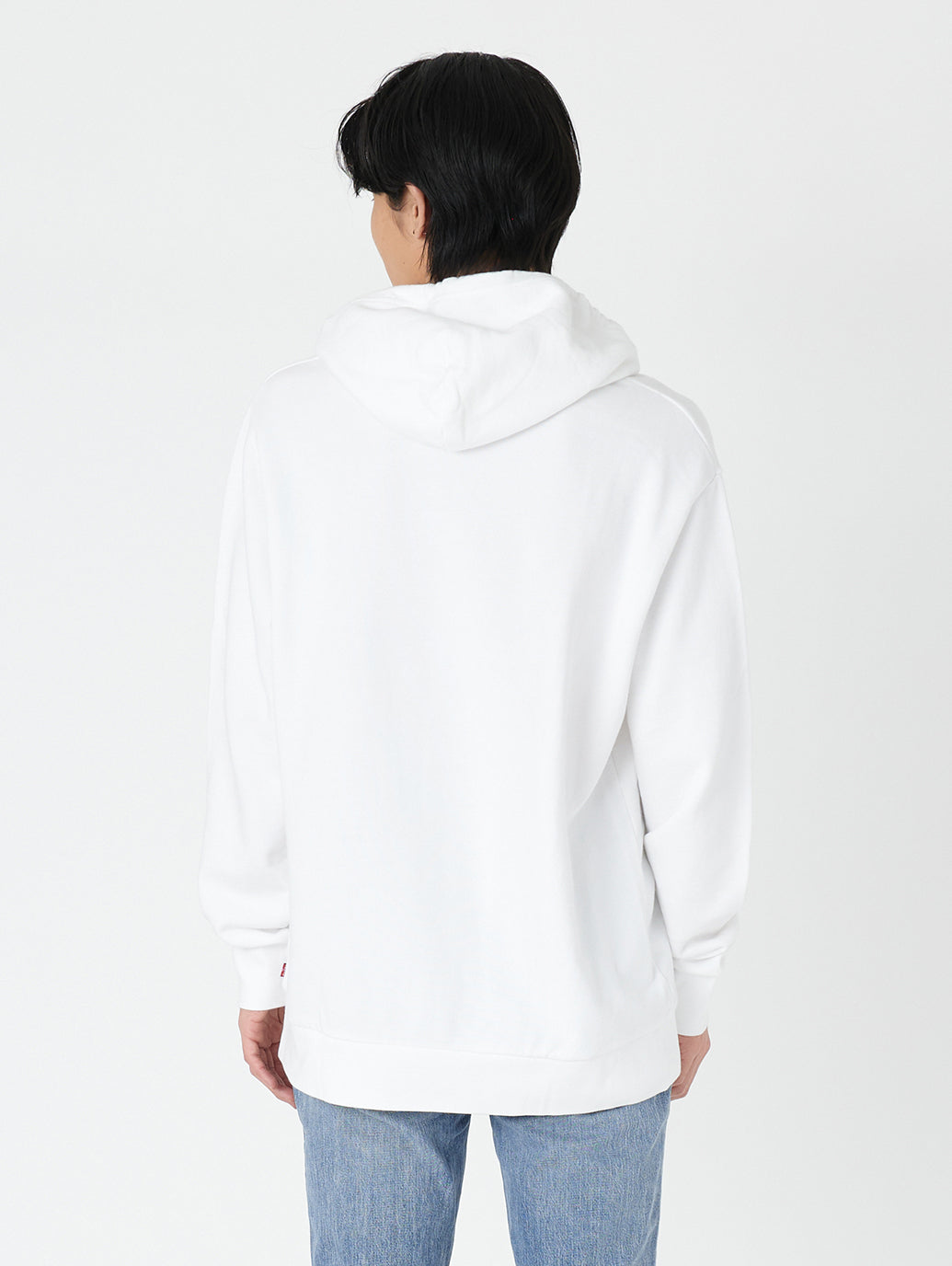 グラフィックプルオーバーフーディー