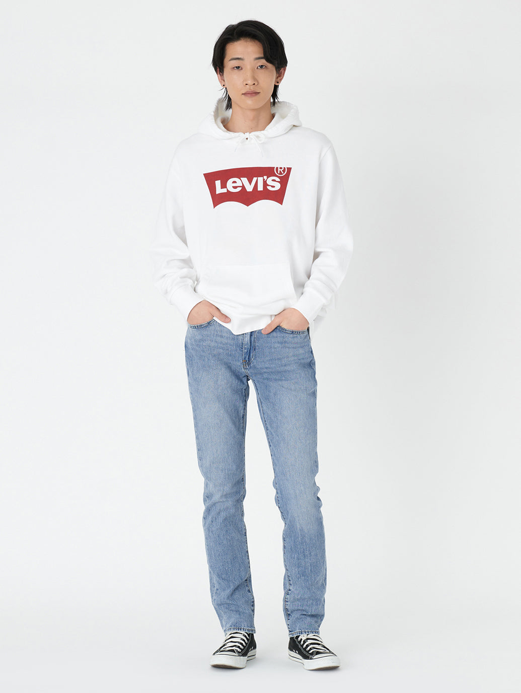 グラフィックプルオーバーフーディー