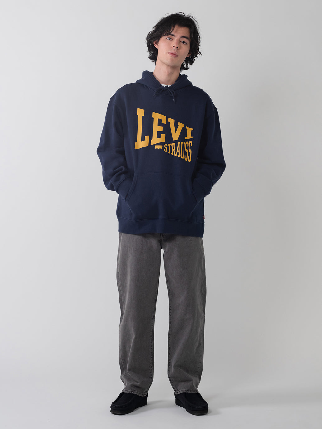 568™ ルーズストレート グレー