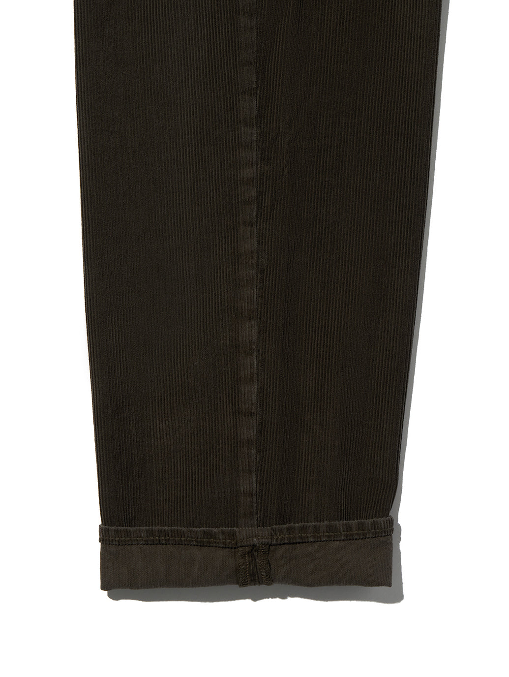 568™ ルーズストレート オリーブ