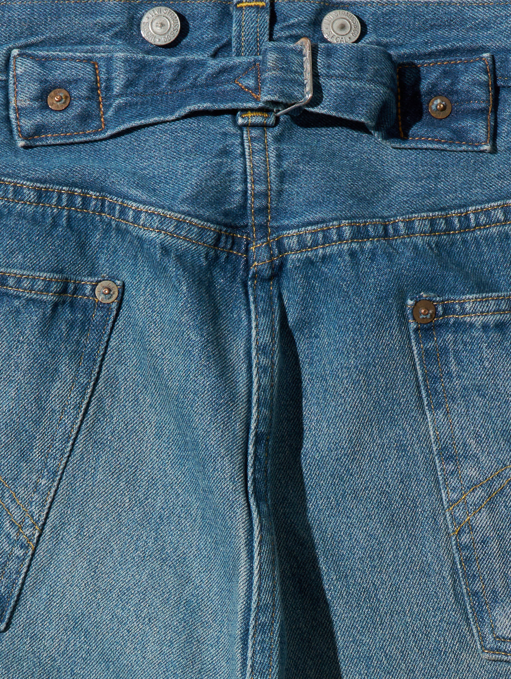 LEVI'S® VINTAGE CLOTHING 1933 501® ORIGINAL ジーンズ ミディアムインディゴ