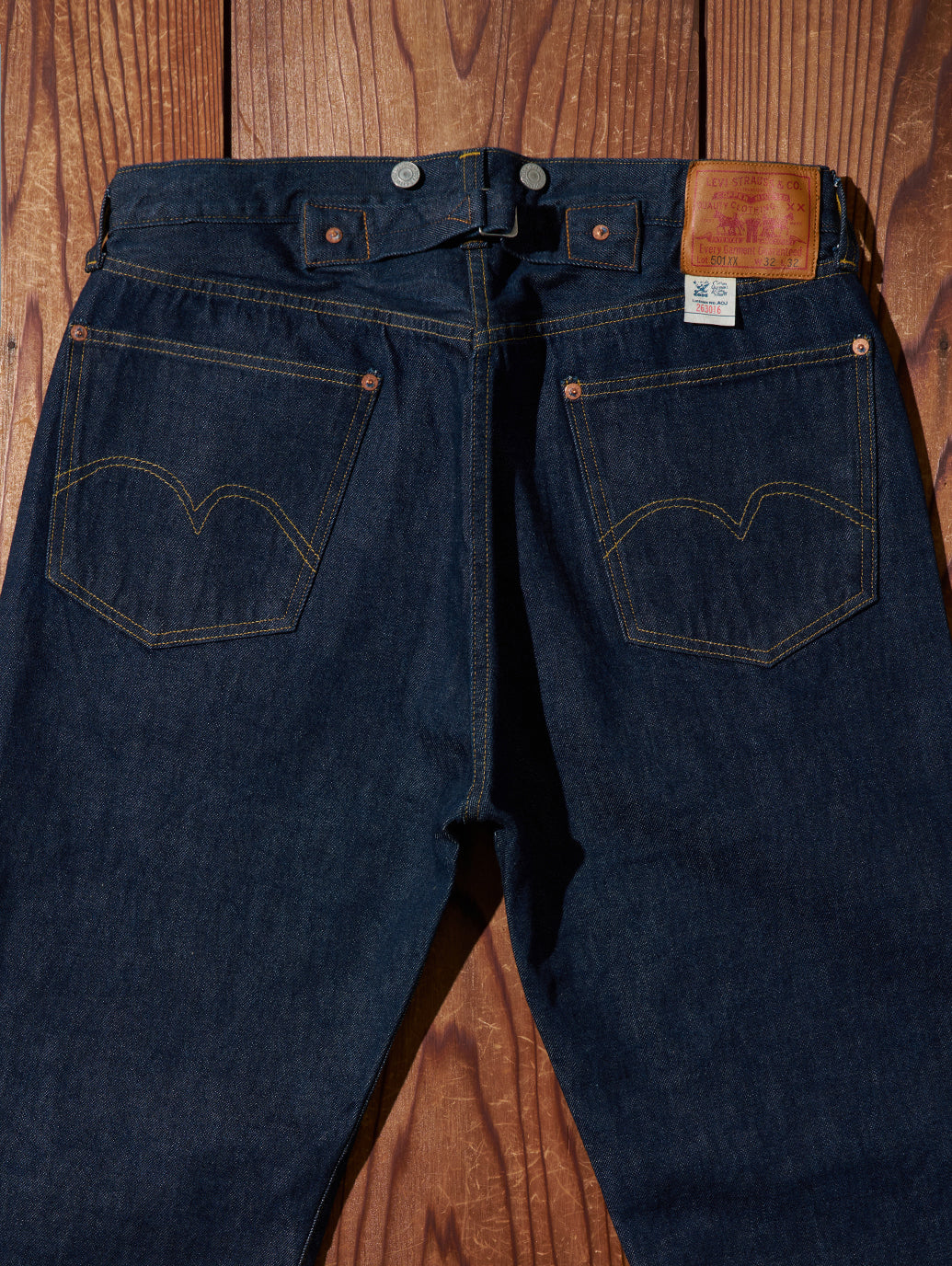 LEVI'S® VINTAGE CLOTHING 1933 501® ORIGINAL ジーンズ ダークインディゴ