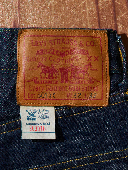 LEVI'S® VINTAGE CLOTHING 1933 501® ORIGINAL ジーンズ ダークインディゴ