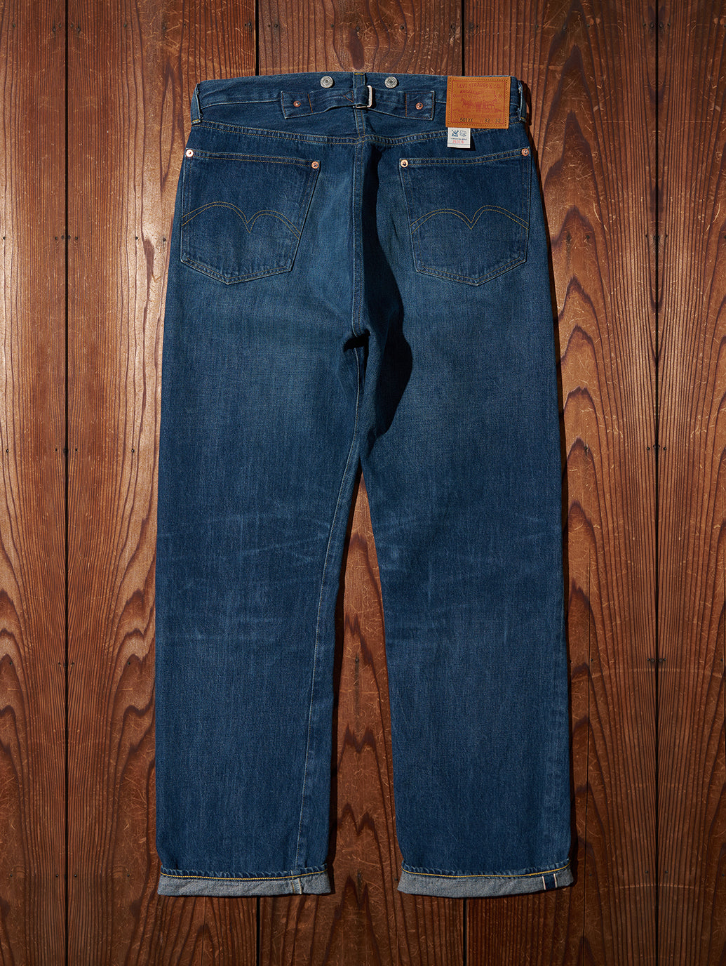 LEVI'S® VINTAGE CLOTHING 1933 501® ORIGINAL ジーンズ ミディアムインディゴ