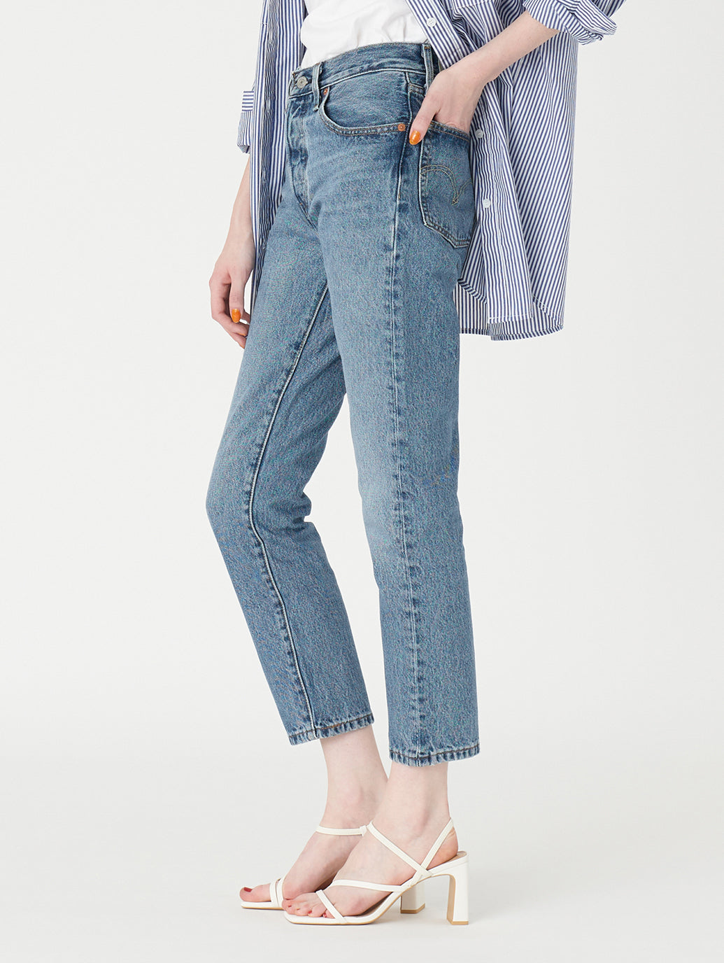 501® CROP ミディアムインディゴ WORN IN