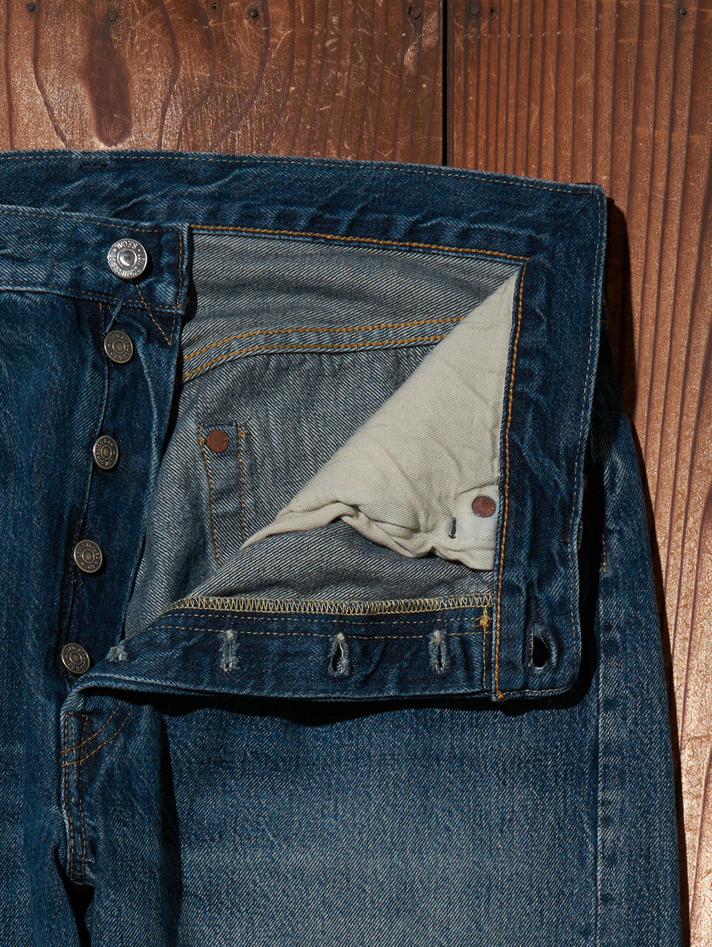 LEVI'S® VINTAGE CLOTHING 1955 501® ORIGINAL ジーンズ