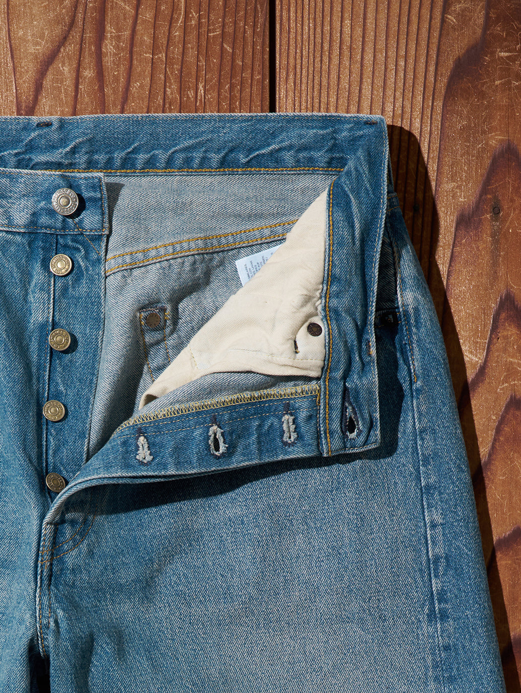 LEVI'S® VINTAGE CLOTHING 1955 501® ORIGINAL ジーンズ ライトインディゴ