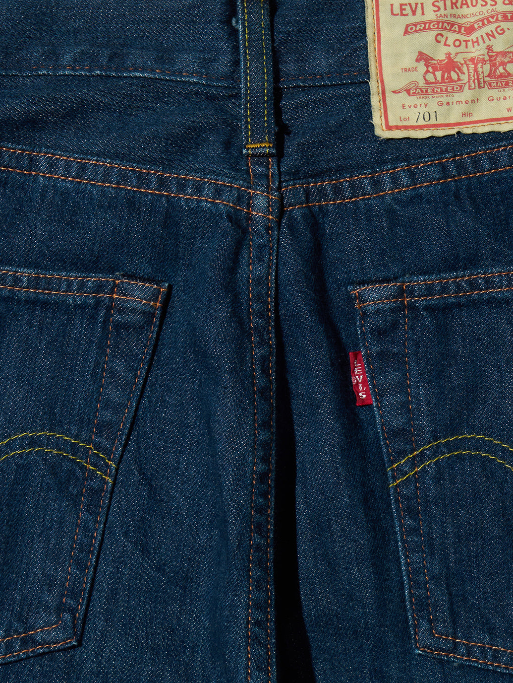 LEVI'S® VINTAGE CLOTHING 1950'S 701 ジーンズ ダークインディゴ