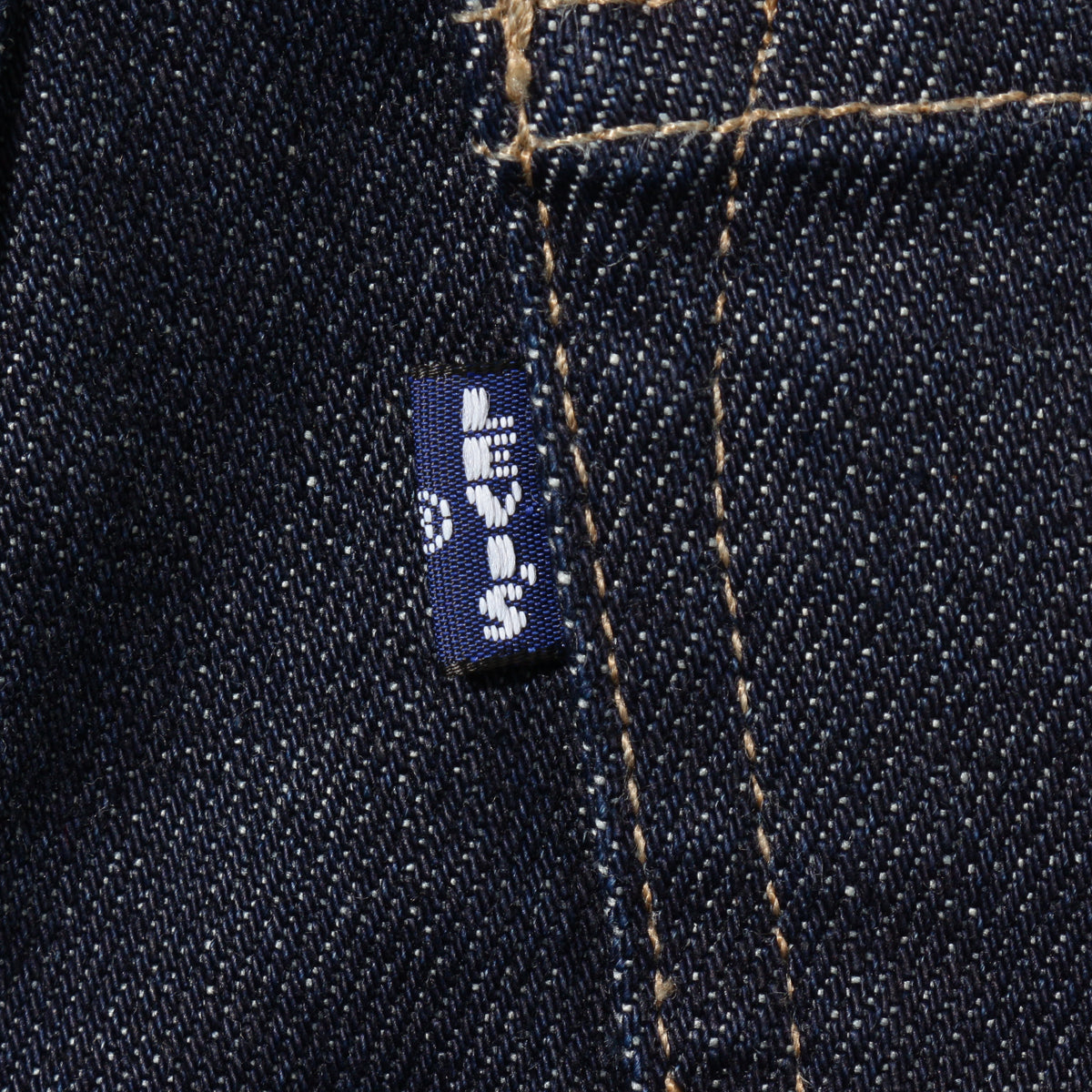 LEVI'S® MADE&CRAFTED® THE COLUMN RESIN VALLEY