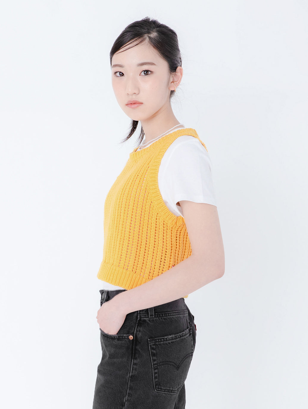 ニットベスト イエロー AMBER YELLOW