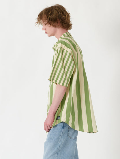 LEVI'S® SKATE 半袖シャツ グリーン MIXED UP GREEN