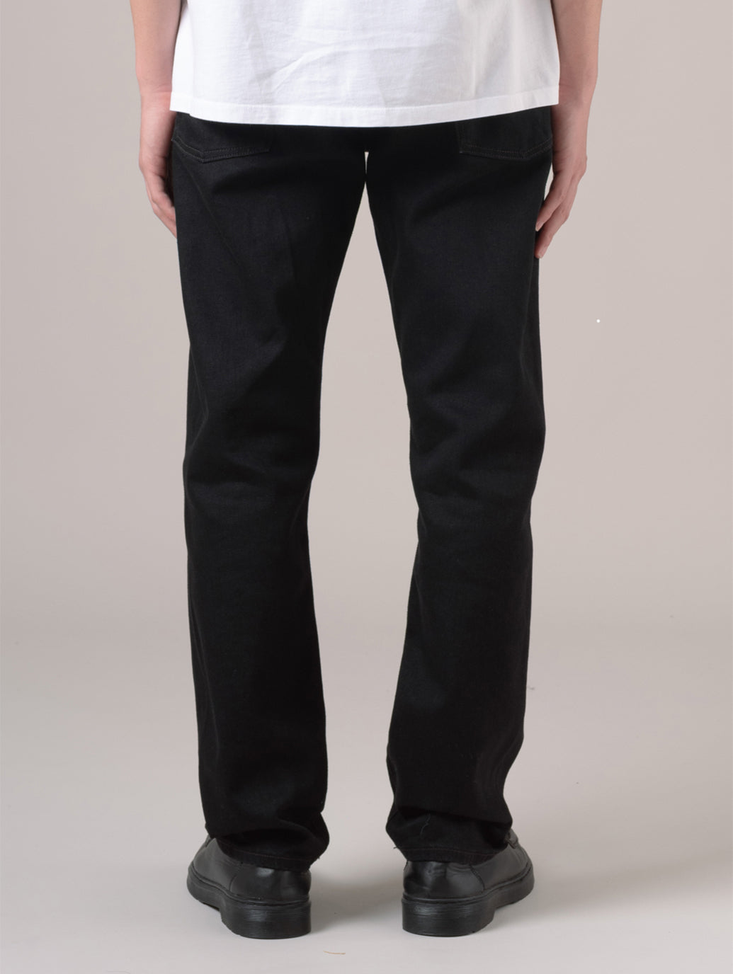 BLUETAB™ 502™ テーパードフィット ジーンズ ブラック