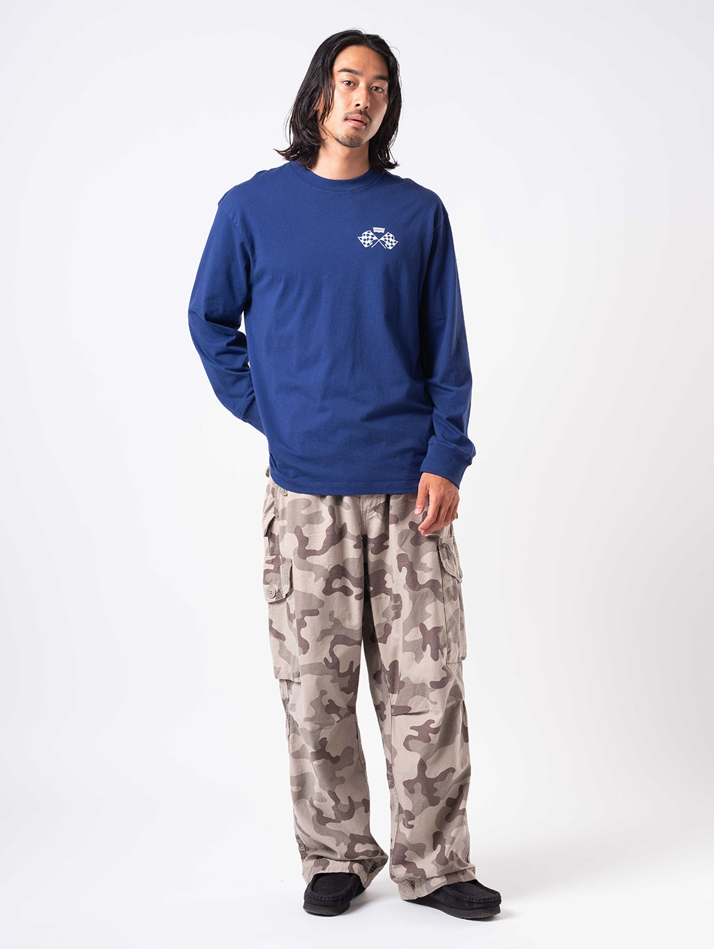 グラフィック ロングスリーブTシャツ