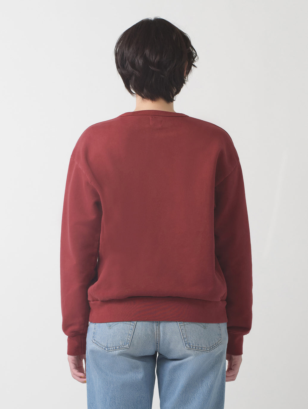 グラフィック クルーネックスウェットシャツ