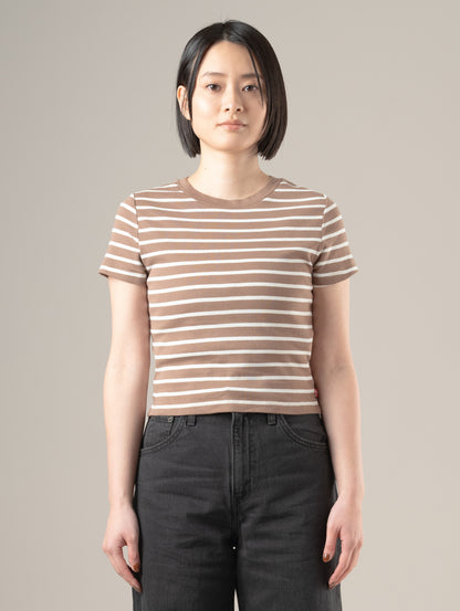 エッセンシャル スポーティ Tシャツ