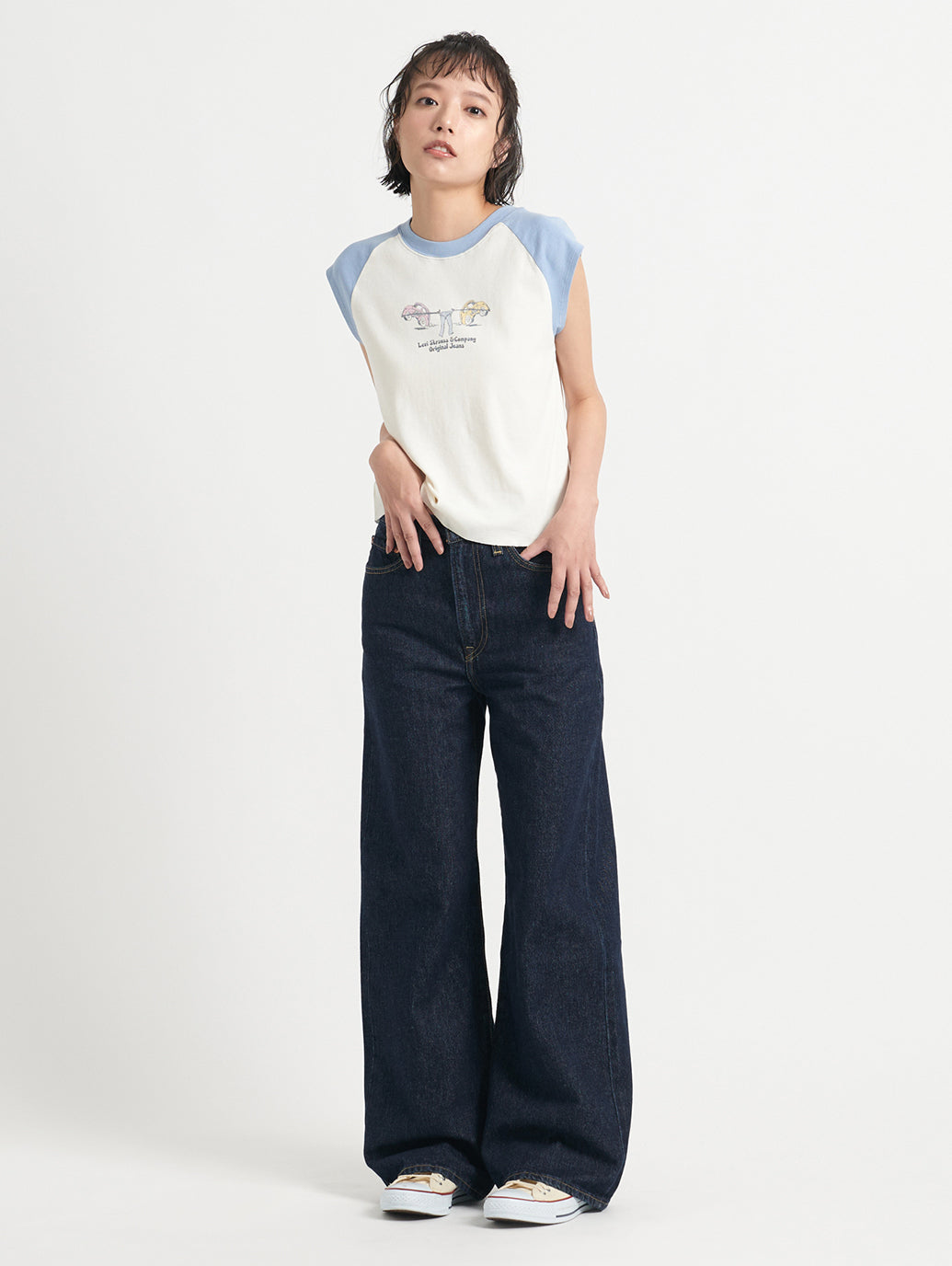 グラフィック半袖カットソー ホワイト HIPPIE PULL