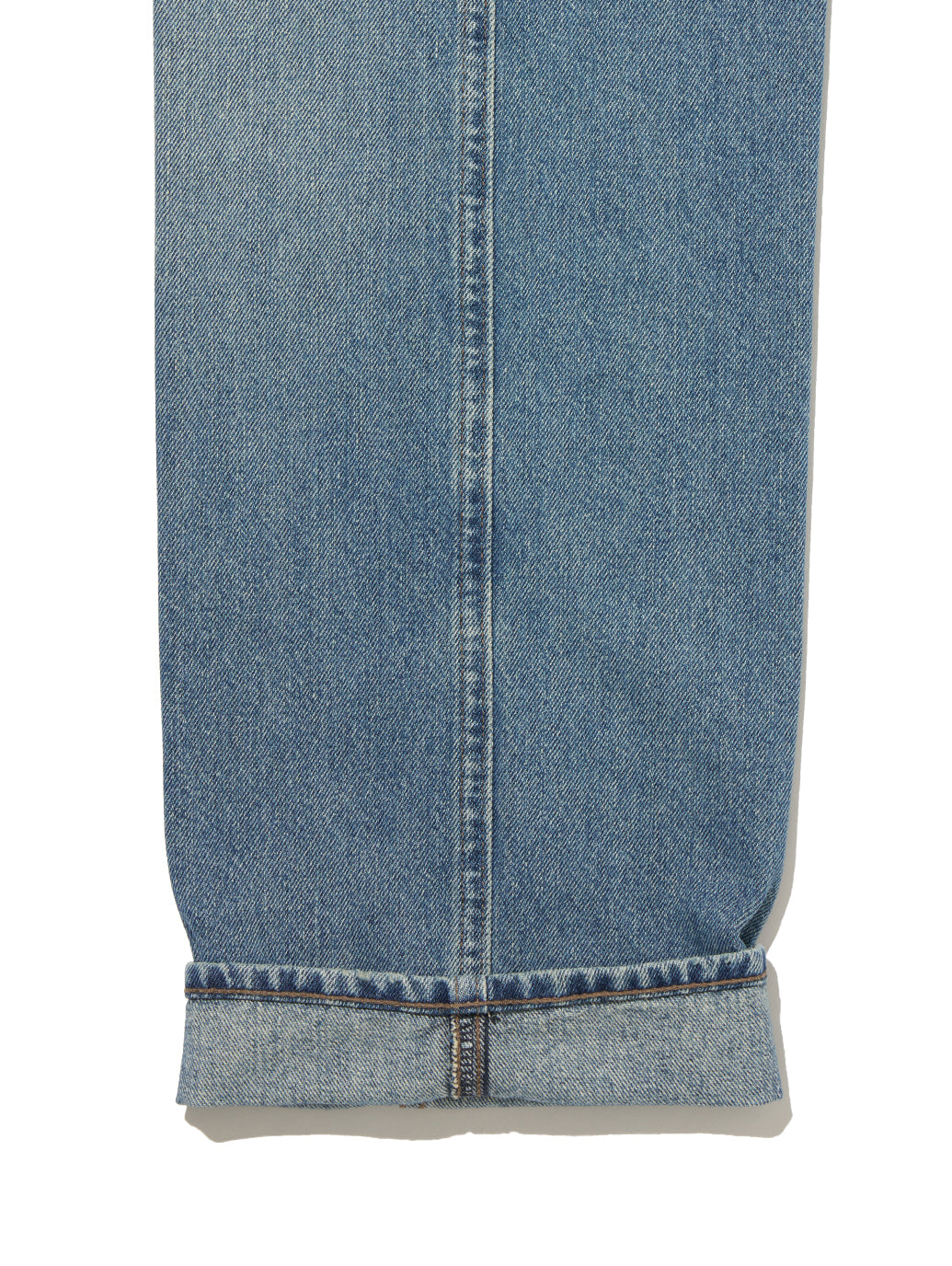 555™ リラックスストレート ユーティリティ ミディアムインディゴ EVERYDAY GOODS