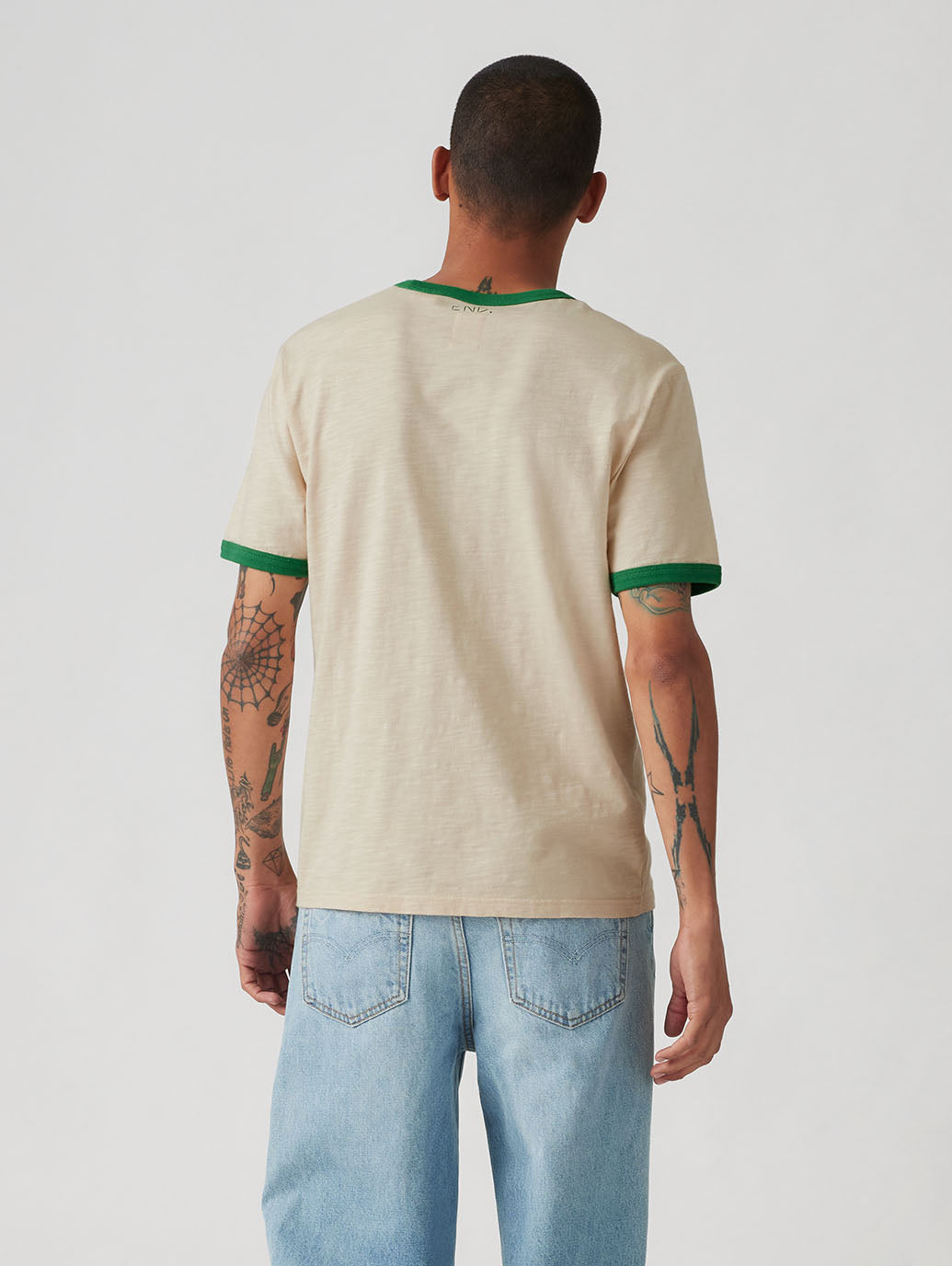 LEVI’S® X END RINGER Tシャツ グリーン