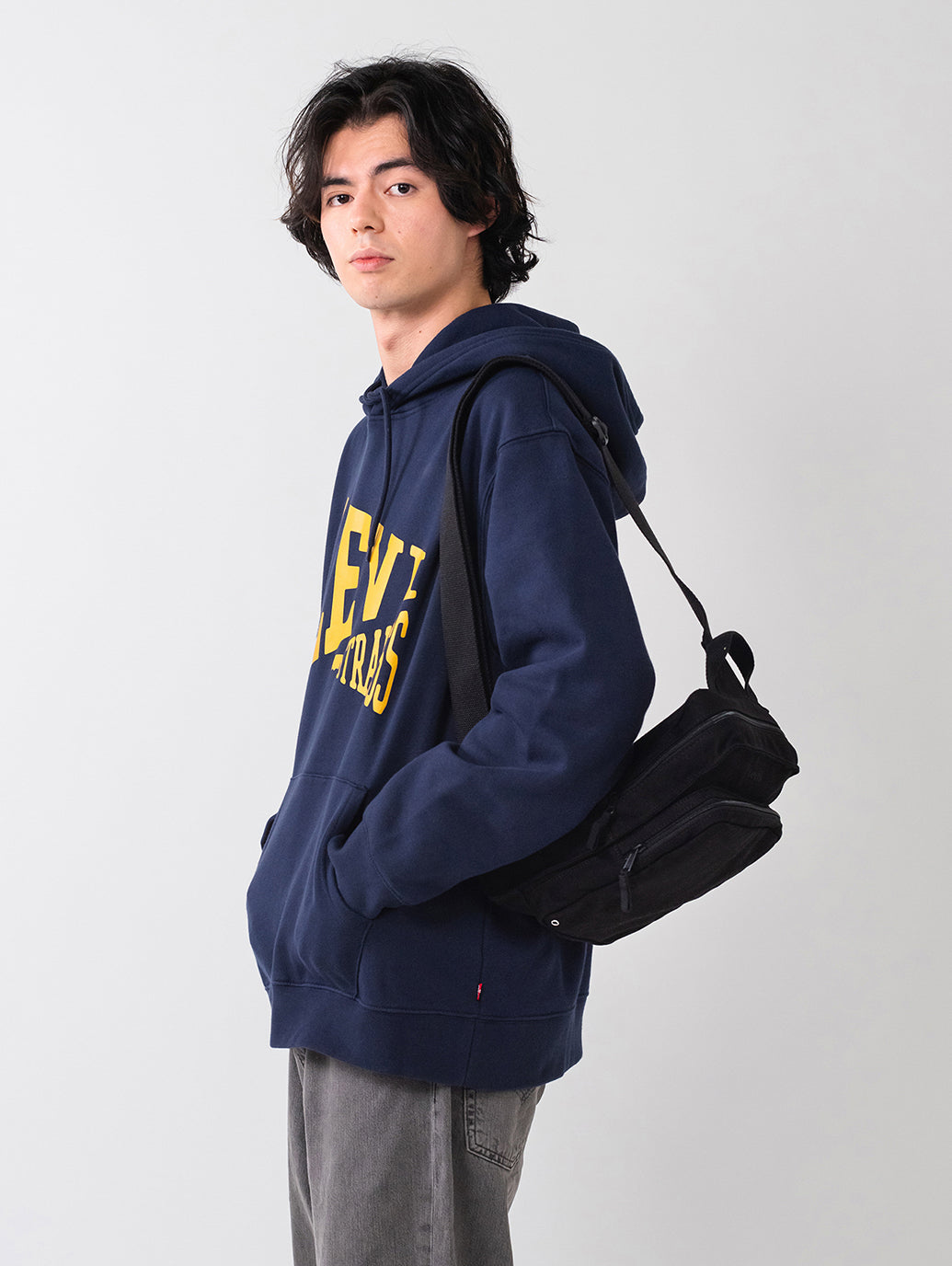 ジップスリングバッグ