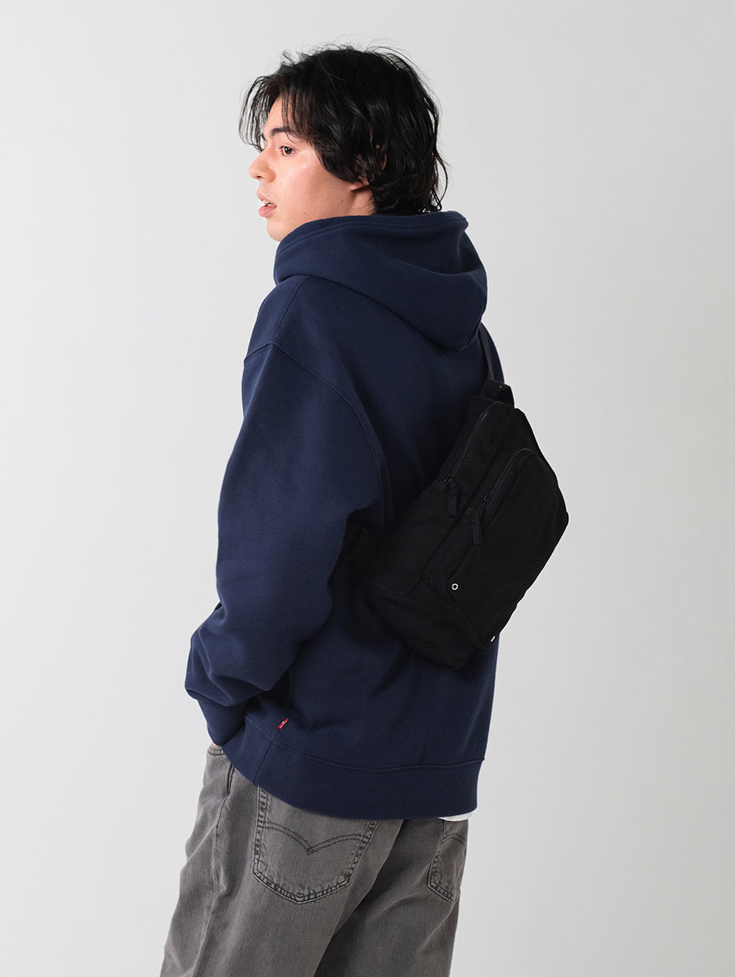 ジップスリングバッグ